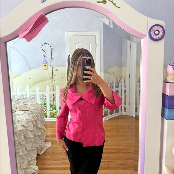 Hot pink satin blouse shirt with cute collar and button detailing - Picture 4 of 6